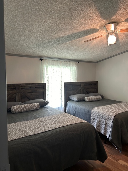 LAKEVIEW COTTAGE IN TACKETT CREEK Photo 6