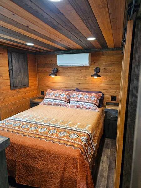 SCENIC SOLITUDE Photo 5